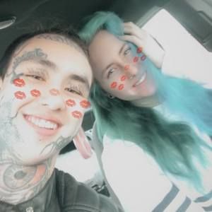 Meet your Posher, Devin